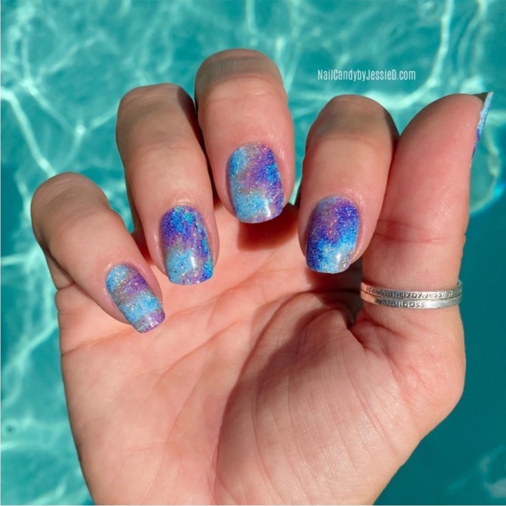 NWT ❤️Color Street - Purple & Blue Chrome It Down Nail Wraps - OS